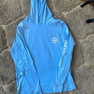 Vineyard Vines long sleeve shirt w hood Youth XL